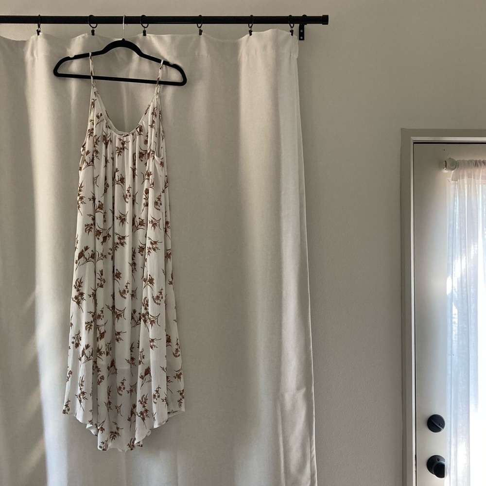 CARLY JEAN LOS ANGELES midi dress